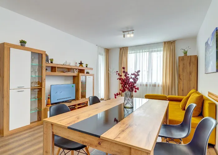 דירה Kometa - 1bd With Balcony & Forest View By Flat Manager